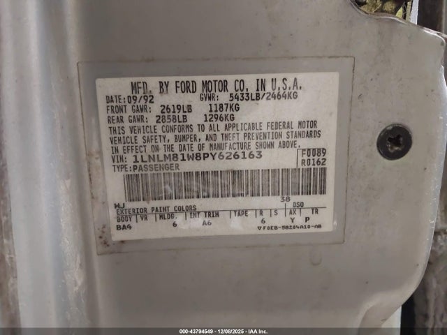 1993 LINCOLN TOWN CAR 1LNLM81W8PY626163 Photo 8