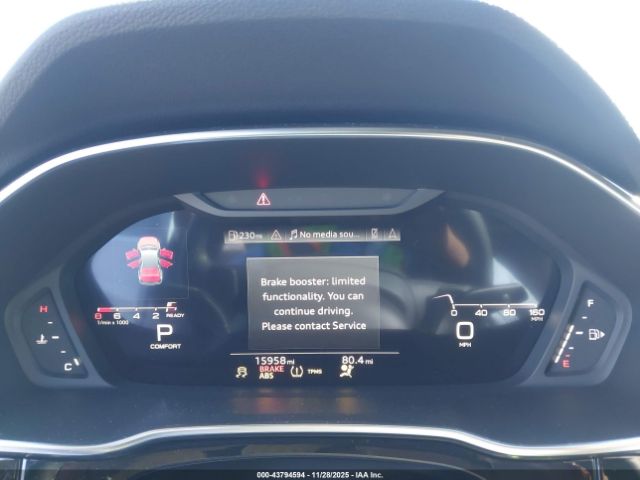 2024 AUDI Q3 WA1EECF3XR1200671 Photo 6