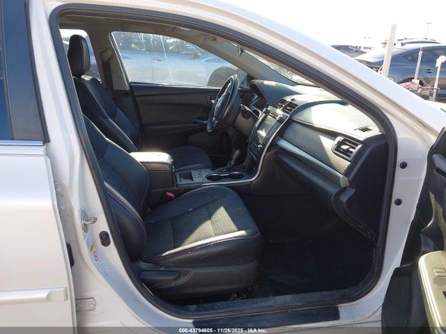 4T1BD1FK2FU161393 Toyota Camry Hybrid Se