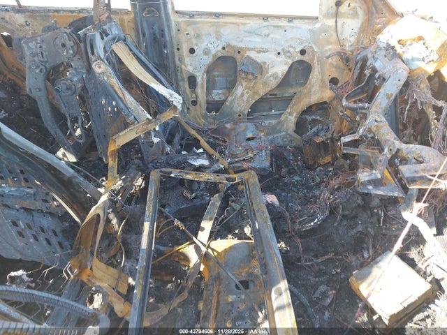 2019 CADILLAC ESCALADE 1GYS4DKJ6KR321639 Photo 4