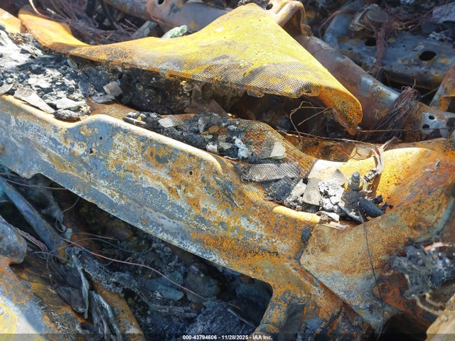 2019 CADILLAC ESCALADE 1GYS4DKJ6KR321639 Photo 8