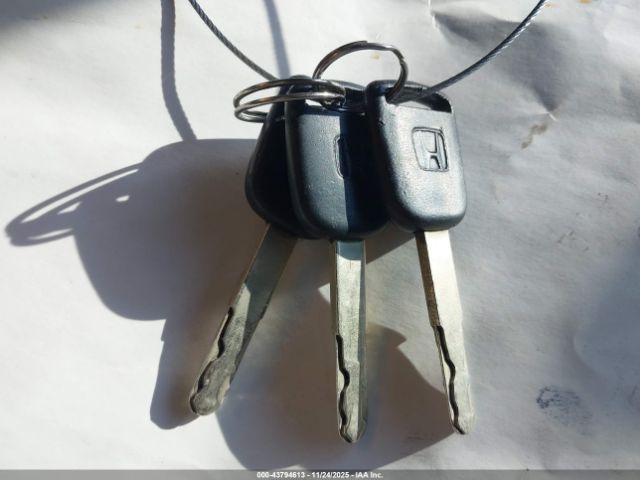 2002 HONDA CR-V JHLRD684X2C007399 Photo 10