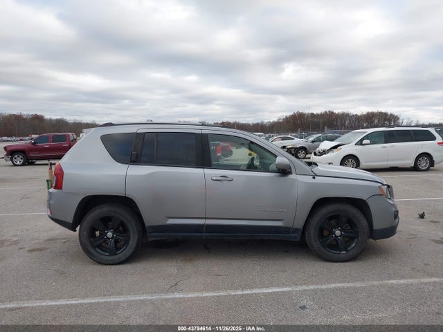 Продажа на аукционе авто 2015 Jeep Compass Latitude, vin: 1C4NJDEB4FD340483, номер лота: 43794614