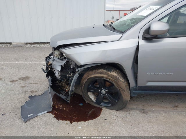 Продажа на аукционе авто 2015 Jeep Compass Latitude, vin: 1C4NJDEB4FD340483, номер лота: 43794614