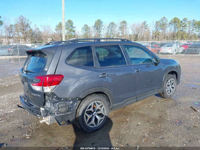 Subaru Forester Premium 2023 JF2SKAEC1PH515792 Image 4