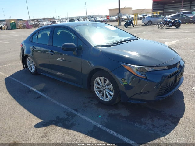 Toyota COROLLA LE 2025 JTDB4MEE3S3028952 zdjęcie główne