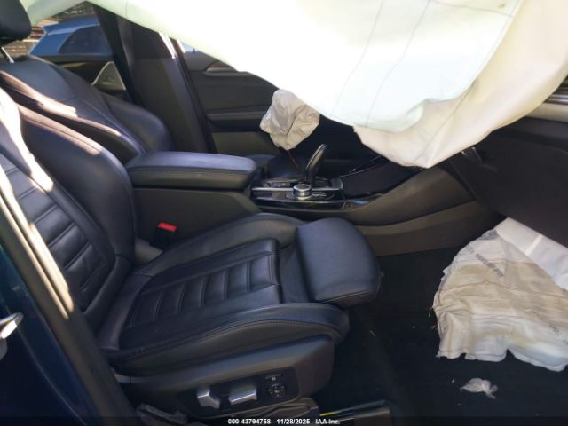 2021 BMW X3 5UXTY5C04M9F93668 Photo 4