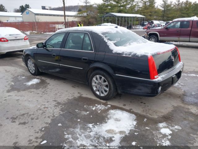 2011 CADILLAC DTS 1G6KH5E63BU129814 Photo 2