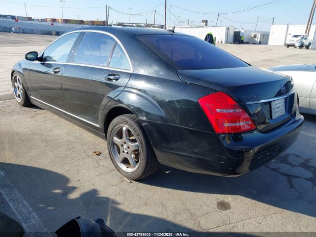 2007 MERCEDES-BENZ S 550 WDDNG71X57A092979 Photo 2