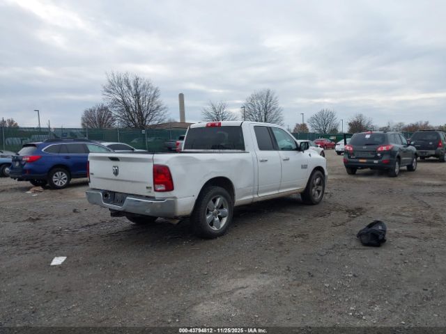 2015 RAM 1500 1C6RR6GG5FS623119 Photo 3