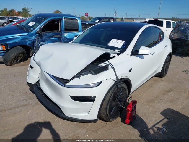 2026 TESLA MODEL Y 7SAYGDEE4TA496114 Photo 1