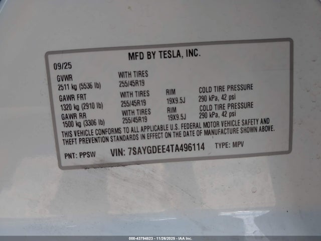 2026 TESLA MODEL Y 7SAYGDEE4TA496114 Photo 8