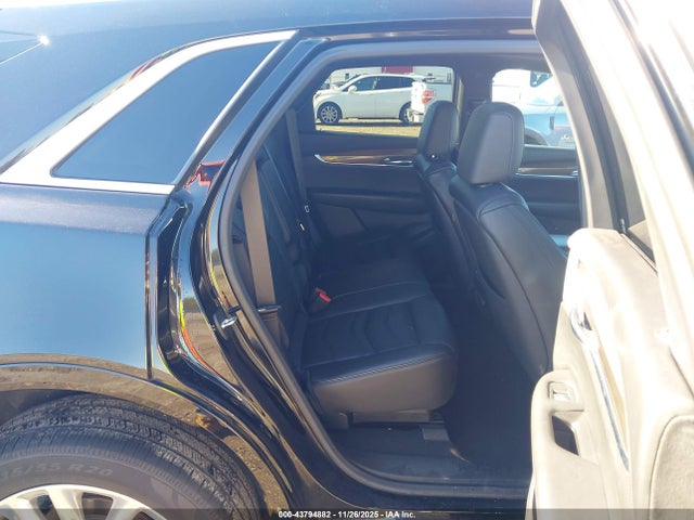 2017 CADILLAC XT5 1GYKNFRSXHZ194619 Photo 7