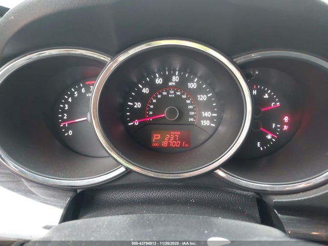 Продаж на аукціоні авто 2011 Kia Sorento Lx, vin: 5XYKT3A16BG171678, номер лоту: 43794912