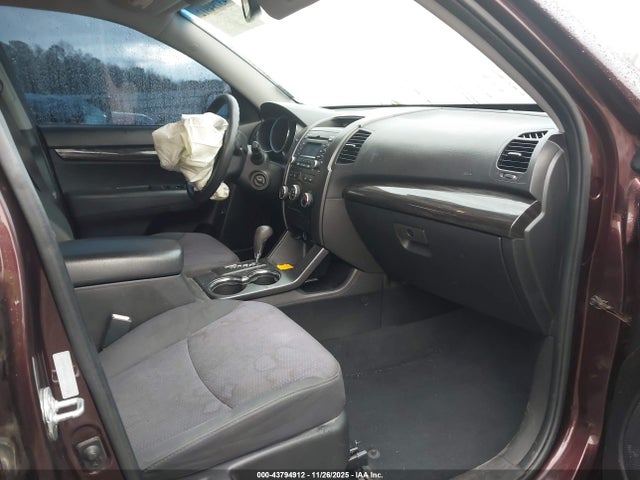 Продаж на аукціоні авто 2011 Kia Sorento Lx, vin: 5XYKT3A16BG171678, номер лоту: 43794912