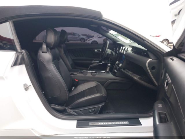 2022 FORD MUSTANG 1FATP8UH6N5106038 Photo 4