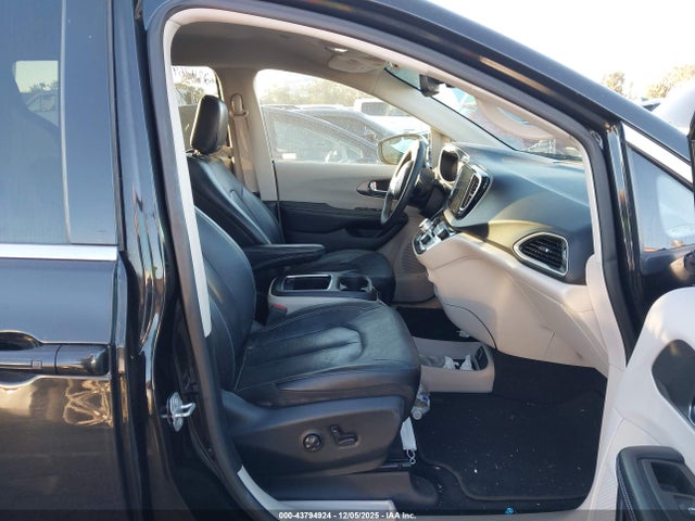 2022 CHRYSLER PACIFICA 2C4RC1BG1NR141381 Photo 4