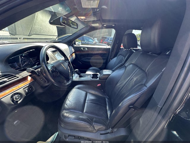 Продаж на аукціоні авто 2018 Lincoln Mkt Livery, vin: 2LMHJ5NK7JBL02473, номер лоту: 43794960