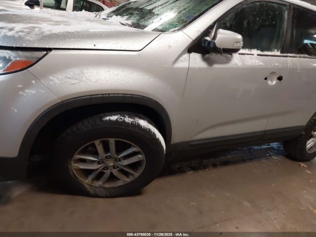 2014 KIA SORENTO 5XYKT3A64EG453673 Photo 5