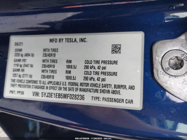 2021 TESLA MODEL 3 5YJ3E1EB5MF028236 Photo 8