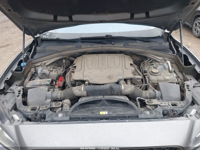 2018 JAGUAR F-PACE SADCJ2EVXJA243616 Photo 9