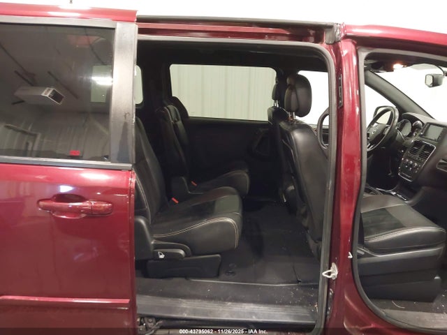 2C4RDGBG4HR689721 Dodge Grand Caravan Cvp/sxt