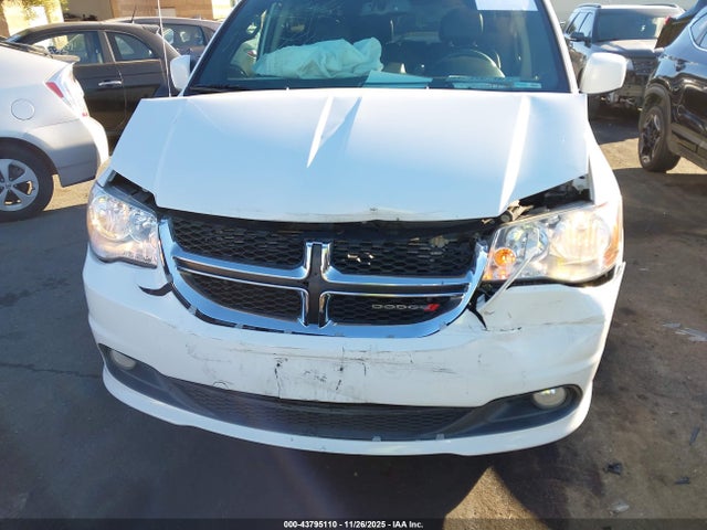 Dodge Grand Caravan Sxt 2017 2C4RDGCG6HR858054 Image 6