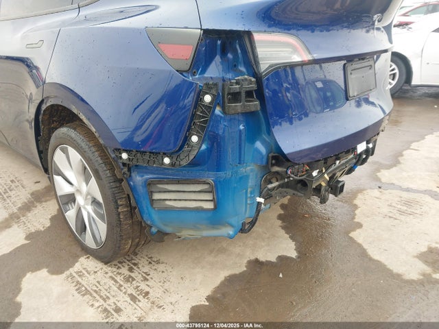 2023 TESLA MODEL Y 7SAYGDEE6PA201021 Photo 5