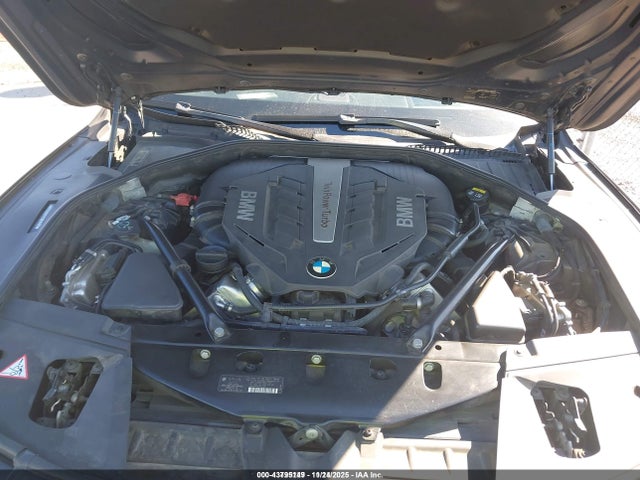 WBAYA8C57ED825195 BMW 750i