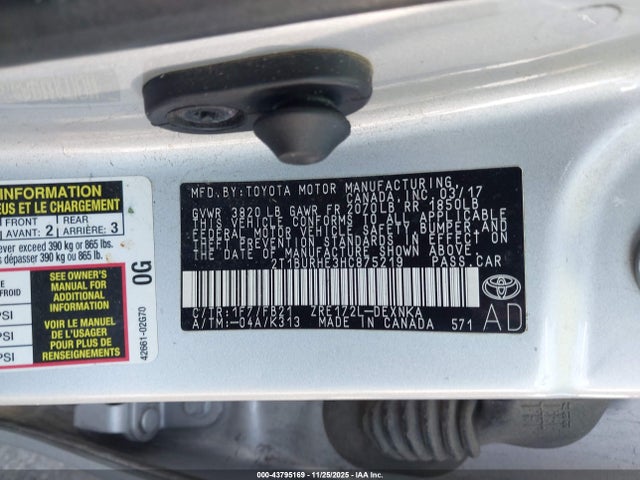 2T1BURHE3HC875219 Toyota COROLLA LE