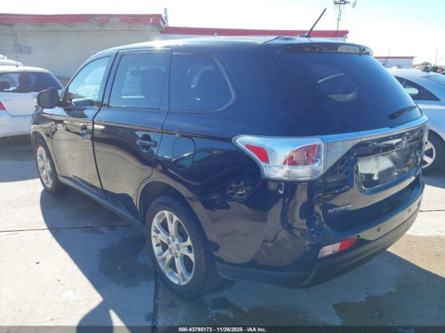 2014 MITSUBISHI OUTLANDER JA4AD3A36EZ020088 Photo 2