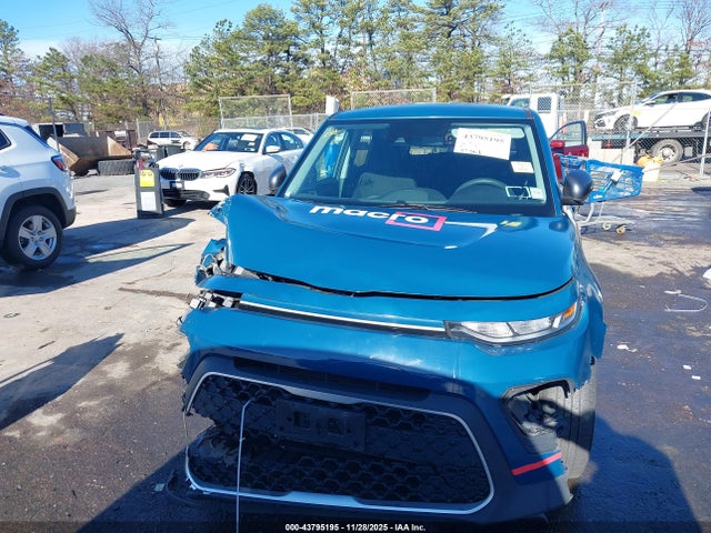 Продажа на аукционе авто 2022 Kia Soul Lx, vin: KNDJ23AUXN7837967, номер лота: 43795195