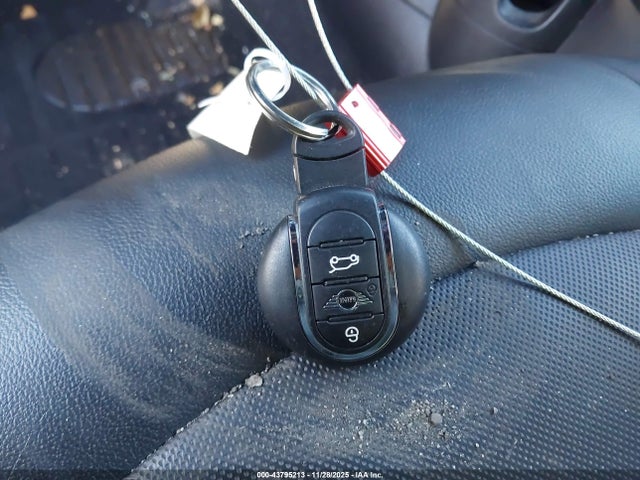 2019 MINI CONVERTIBLE WMWWG5C55K3H08997 Photo 10