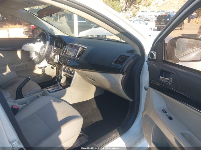 2017 MITSUBISHI LANCER JA32U2FUXHU000920 Photo 4