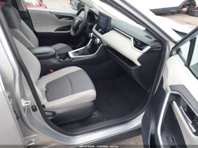 2021 TOYOTA RAV4 2T3P1RFV6MW209473 Photo 4