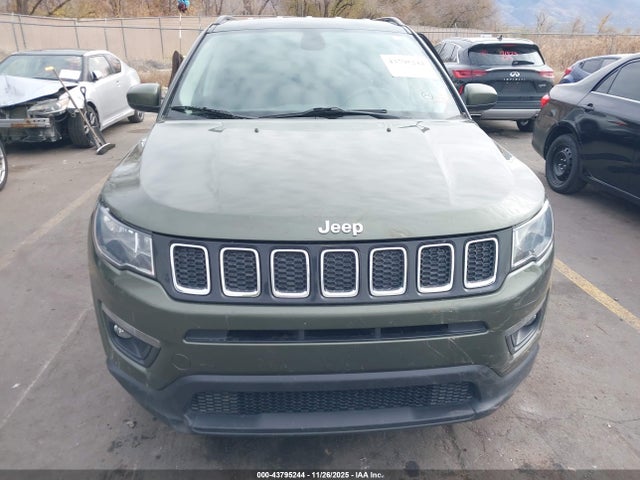 Jeep Compass Latitude 4x4 2019 3C4NJDBB8KT740894 Image 12