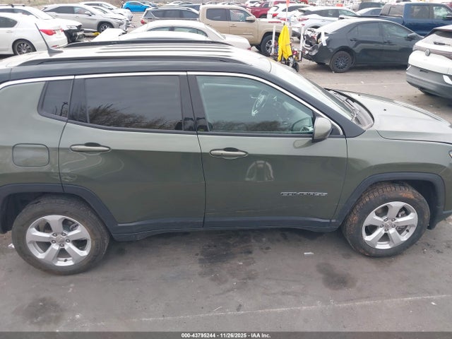 Jeep Compass Latitude 4x4 2019 3C4NJDBB8KT740894 Image 13