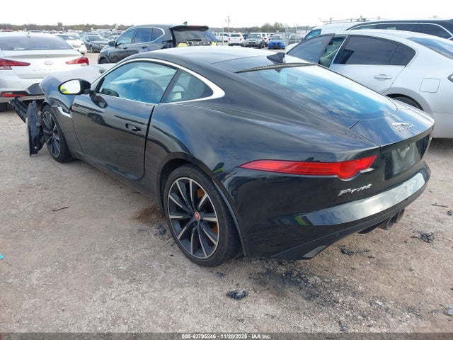 2017 JAGUAR F-TYPE SAJWA6AT3H8K45070 Photo 2