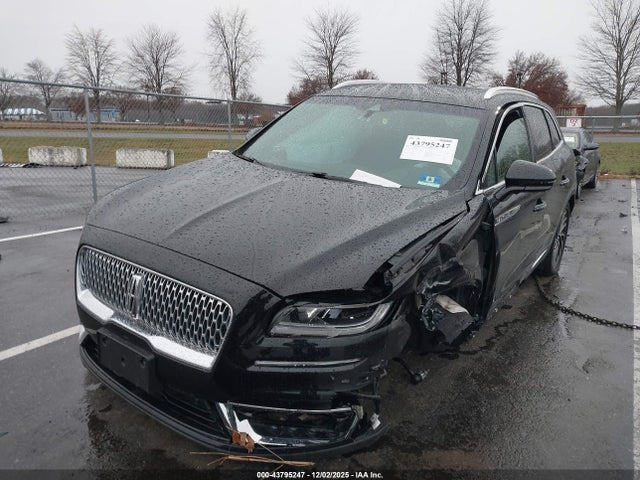 2020 LINCOLN NAUTILUS 2LMPJ8K95LBL15191 Photo 1