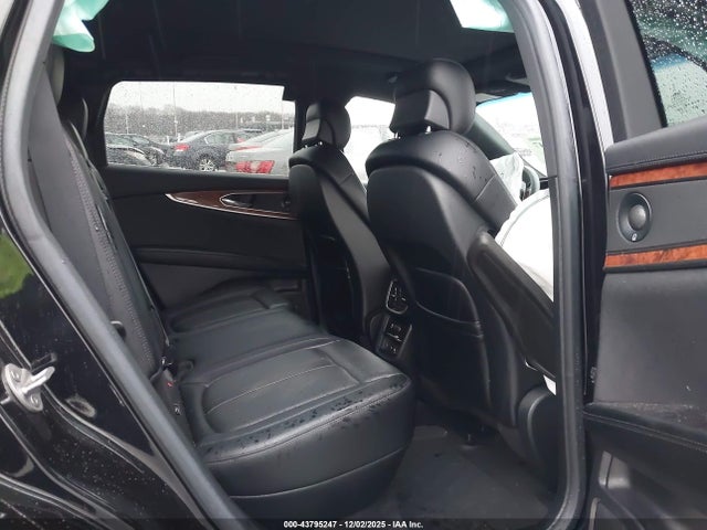 2020 LINCOLN NAUTILUS 2LMPJ8K95LBL15191 Photo 7