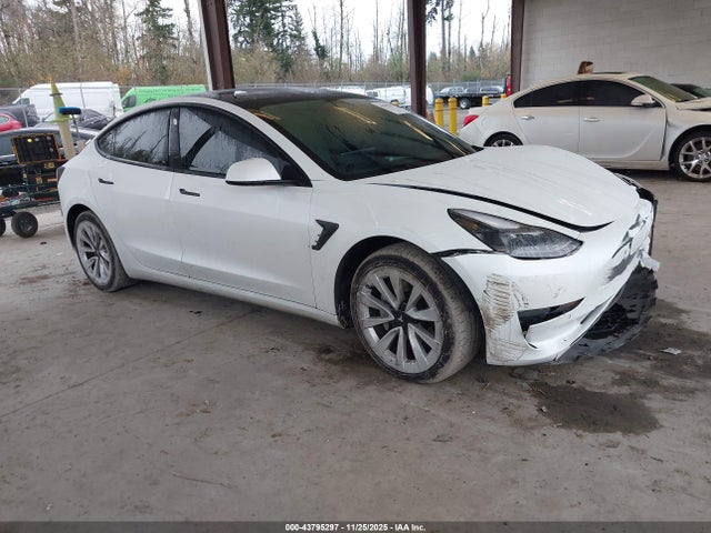 2022 TESLA MODEL 3 5YJ3E1EB4NF230437 Photo 0