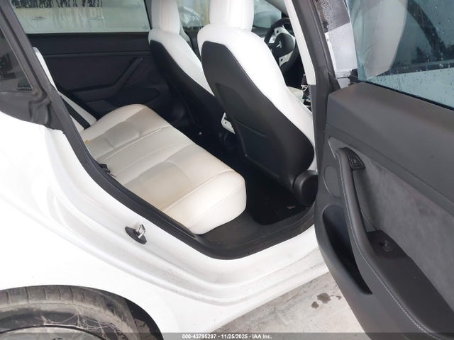 2022 TESLA MODEL 3 5YJ3E1EB4NF230437 Photo 7