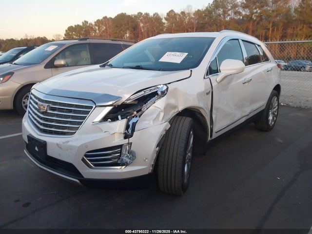 2018 CADILLAC XT5 1GYKNGRS9JZ195269 Photo 1