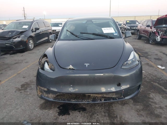 7SAYGDEEXPA190752 Tesla Model Y Awd/long Range Dual Motor All-wheel Drive