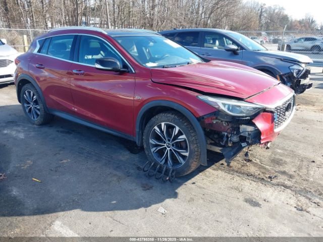 2017 INFINITI QX30 SJKCH5CR1HA028339