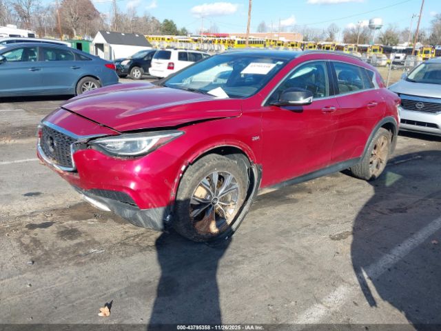 2017 INFINITI QX30 SJKCH5CR1HA028339 Photo 1