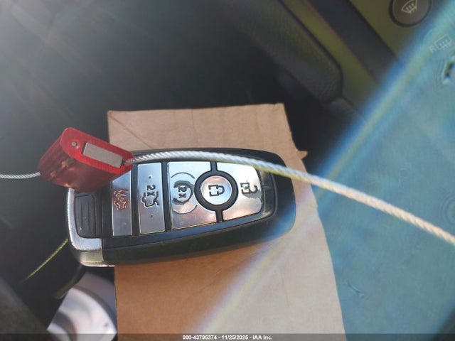 Ford Fusion Titanium 2019 3FA6P0K94KR260718 Image 11