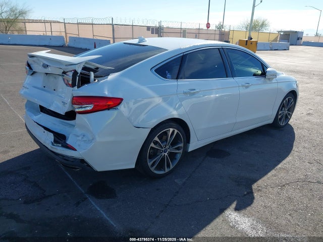 Ford Fusion Titanium 2019 3FA6P0K94KR260718 Image 4