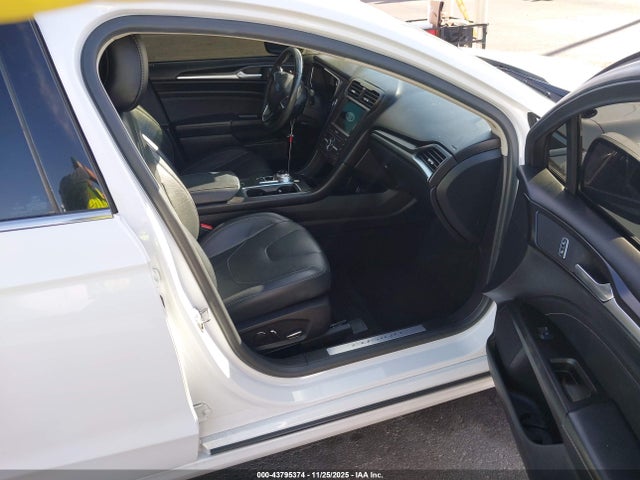 Ford Fusion Titanium 2019 3FA6P0K94KR260718 Image 5