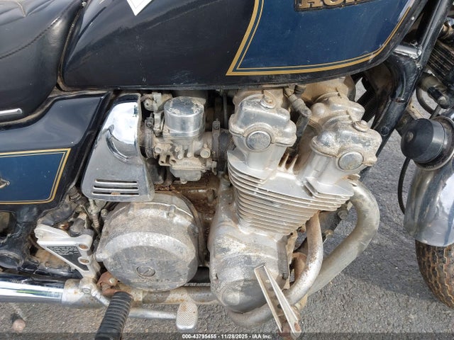 43795455 :رقم المزاد ، 1HFSC0408BA117399 vin ، 1981 Honda Cb900 C مزاد بيع